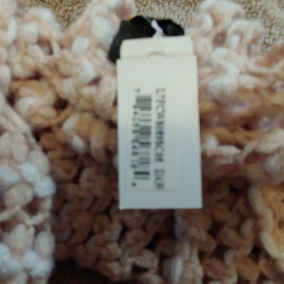 Infinity Scarf. NWT. - Picture 4 of 6